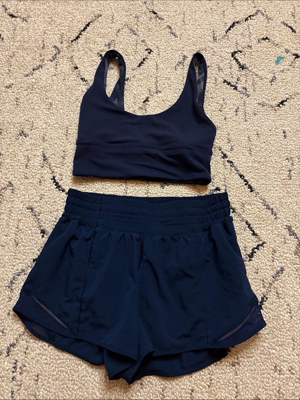 Lululemon Navy Activewear Set Sz 6 - Picture 3 of 5